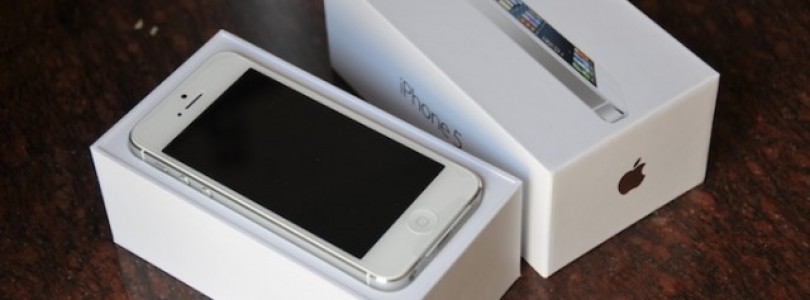Apple patenteert nieuwe verpakking die ook dient als iPhone-dock
