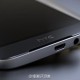 Afbeelding toont onderkant van HTC One M9