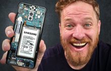 Man bouwt Samsung Galaxy S9+ uit losse componenten