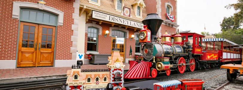 LEGO Disney 71044 Disney Train & Station kopen? Nu beschikbaar voor VIP-leden